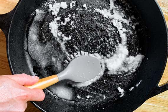 How to clean a cast iron pan?